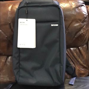 New Incase ICON Navy 🎒 Backpack